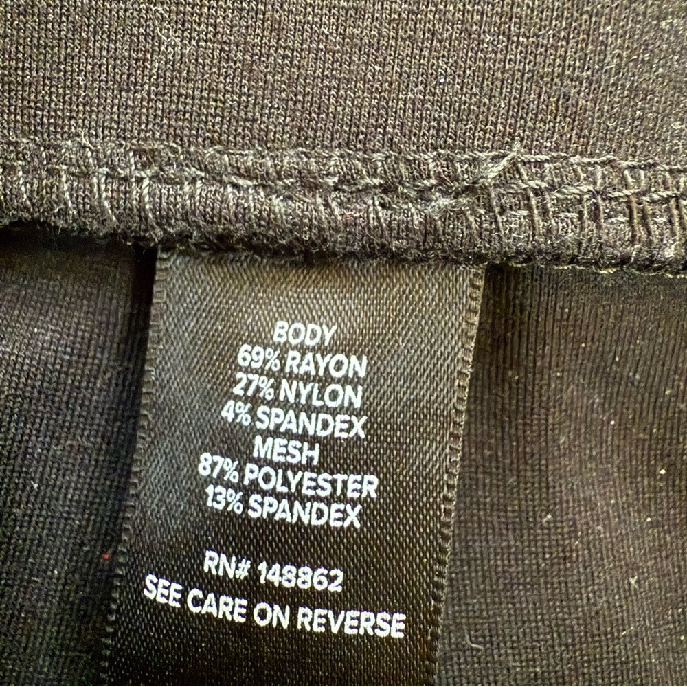 Torrid Pixie Pull On Plus Size 4 Black Ankle Pant… - image 5